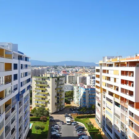 Avo Manela By Algest Apartman