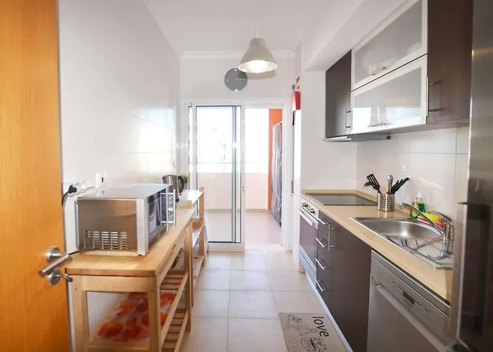 Avo Manela By Algest